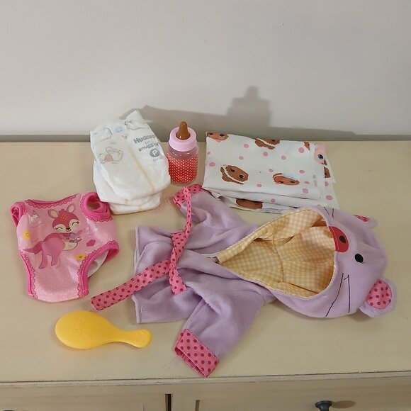 Baby Alive accessories and clothes - Picture 1 of 7